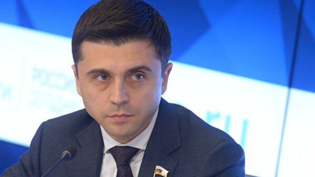 В Крыму появился двойник депутата Госдумы 