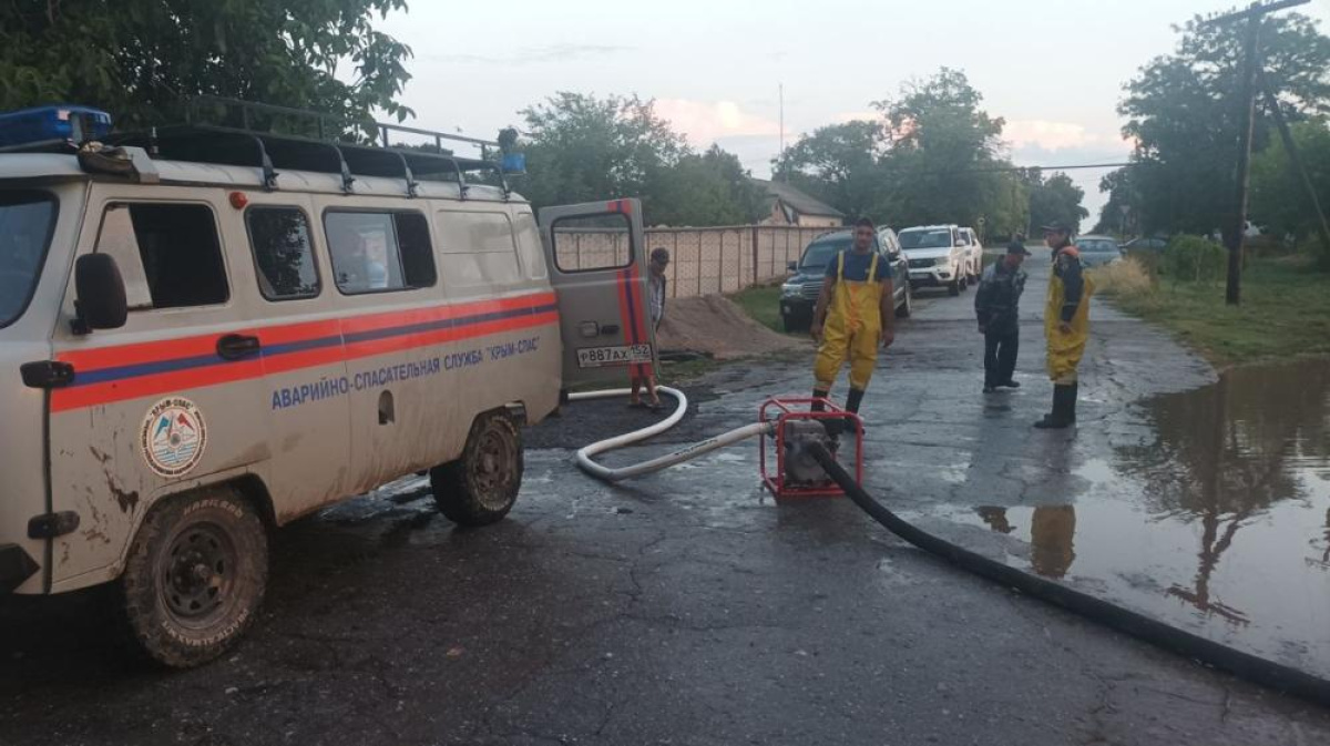 дтп черноморский район. авария в строителе сегодня рязань. что произошло в черноморском. что произошло в черноморском. боевка мчс аварийно спасательного отряда мчс.