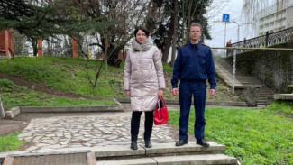 В парке Симферополя установили пандусы при содействии Следкома