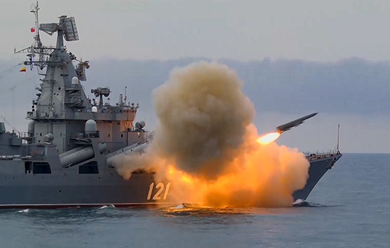 У берегов Крыма прошёл морской бой с кораблями «противника»