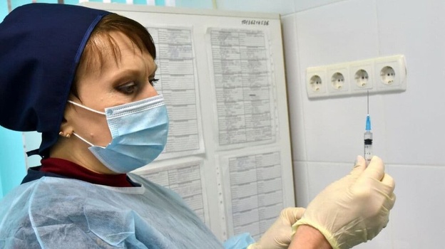 Крымчан будут вакцинировать по новому формату