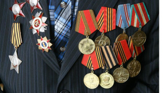 В Симферополе у ветерана  Великой Отечественной войны вор украл боевые награды