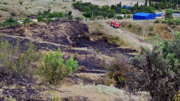 МЧС Крыма бьет тревогу - в республики участились пожары на полях