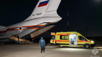 Девочку, пострадавшую от атаки ВСУ на Севастополь, доставили в Москву