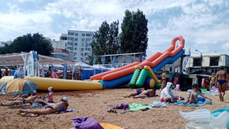 В Феодосии выявили 5 нелегальных аттракционов