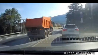 Водителя грузовика в Ялте привлекли к ответственности за опасную езду 