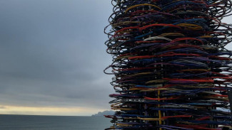 Семиметровую башню установили на набережной Вдохновения под Судаком