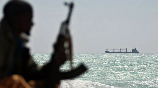 Освобождённые крымские моряки возвращаются на Родину