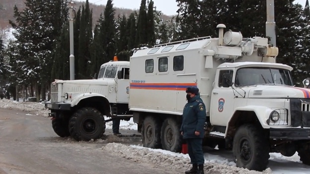Ситуация на дорогах Крыма под контролем - МЧС 