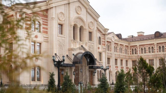 Как будет проходить обучение в севастопольской школе искусств, которую посетил Путин