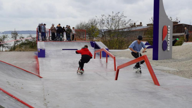В Керчи открыли скейт-парк 