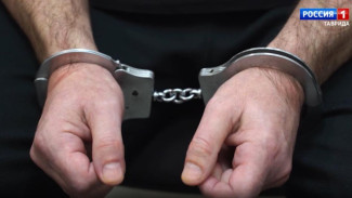 Житель Красноперекопска сделал из своей квартиры наркопритон