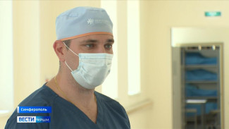 В Крыму пациенту остановили сердце во время операции