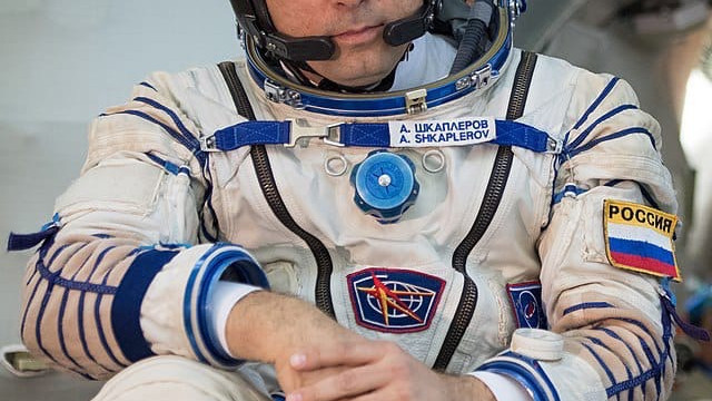 Космонавт Антон Шкаплеров отмечает юбилей на МКС