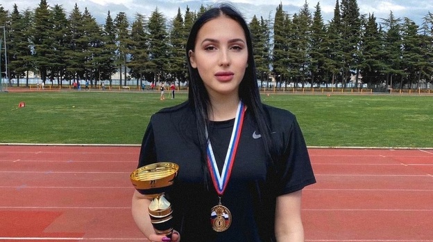 Спортсменки из Крыма завоевали две медали на соревнованиях по метаниям