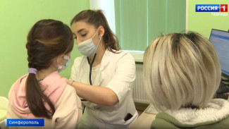 В Крыму медики получат увеличенные социальные выплаты 
