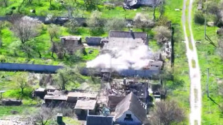 Ульяновские десантники сожгли пункты управления БпЛА и склад с боеприпасами ВСУ в Херсонской области