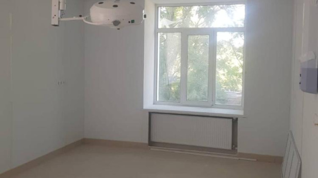 10 млн рублей за нарушение срока ремонта родильного дома заплатит недобросовестный подрядчик в Керчи