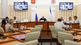Аксенов анонсировал выезды в районы Крыма для проверки уборки и благоустройства территорий