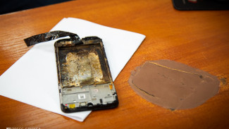 В Крыму из-за батареи телефона едва не сгорел университет 