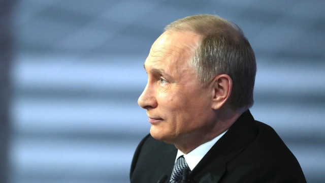 Путин оценил заход в Чёрное море американского военного корабля
