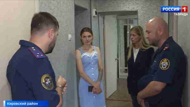 Сотрудники СК по Крыму и Севастополю помогают людям с социальными льготами в получении жилья