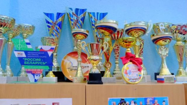 В Ялте завершили ремонт теннисного зала