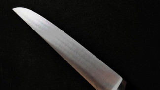 Симферополец дважды ударил соседа кухонным ножом