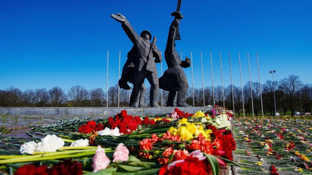 В Крыму готовы спасти памятник освободителям Риги