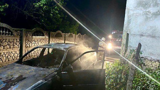 Машина загорелась в Бахчисарайском районе