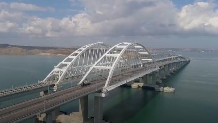 К 11 утра очередь перед Крымским мостом уменьшилась на 140 автомобилей 