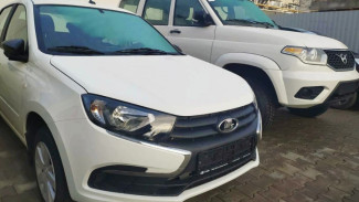 Восемь легковых автомобилей получат больницы Севастополя