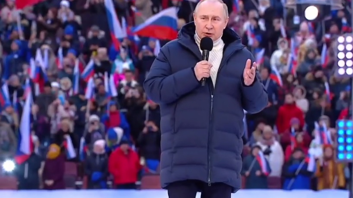 Путин в Лужниках