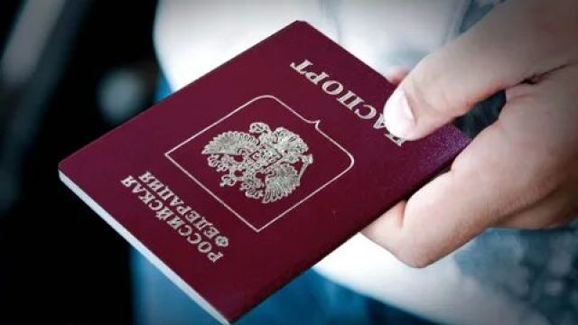 На Украине хотят отправить граждан РФ в спецпоселения
