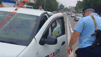 ГИБДД и Минтранс Крыма проверяют таксистов