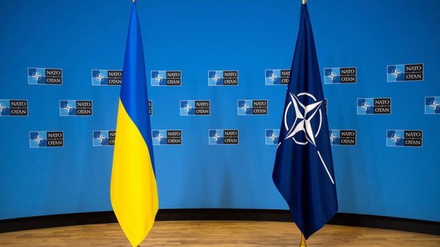 Байден отказал Украине во вступлении в НАТО