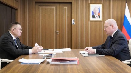 Губернатор Севастополя обсудил с министром строительства и ЖКХ России перспективы развития региона