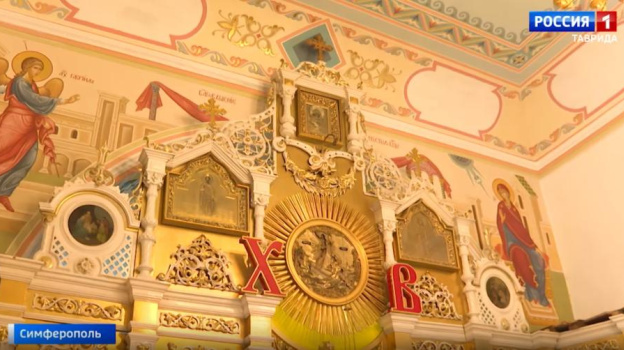 Впервые за 160 лет расписывают храм Всех Святых в Симферополе