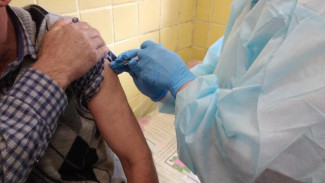 Туристы в Крыму могут получить вакцину от коронавируса 