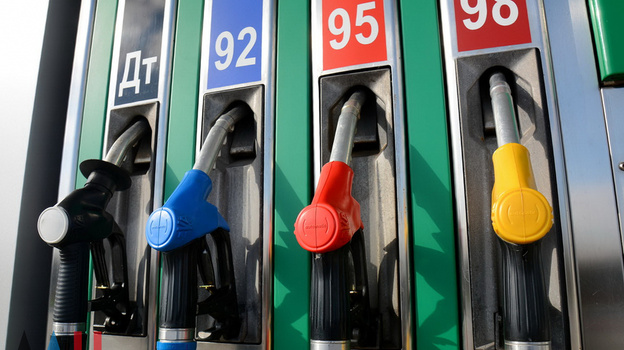 В Крыму цену на бензин будут рассчитывать по новой формуле