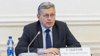 Президент России Владимир Путин наградил Рифата Сабитова орденом «За заслуги перед Отечеством» III степени