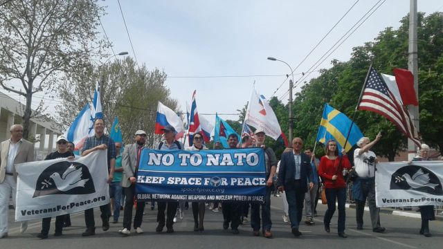 No to NATO: лозунг заокеанских гостей Крыма
