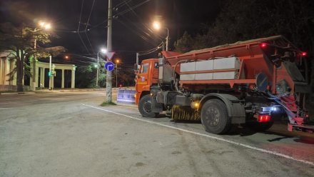 На случай непогоды в Крыму круглосуточно дежурят 80 снегоуборочных машин