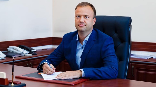 Экс-глава крымского Минстроя поблагодарил своих коллег 