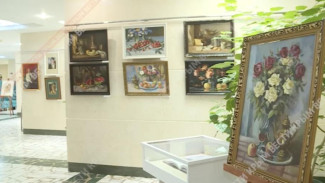 Ветеран Великой Отечественной войны открыл выставку своих картин в Симферополе
