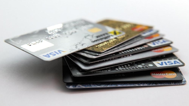 Водитель общественного транспорта в Крыму украл деньги с чужой банковской карты