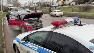 Легковушки столкнулись в Севастополе: Пострадали два человека