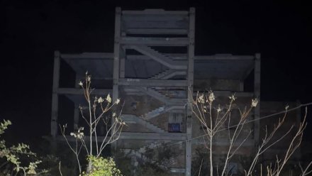 В Ялте проводят проверку по факту падения подростка с 4 этажа заброшенного здания