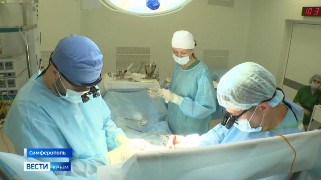 Крымские медики успешно провели сложнейшую операцию на сердце