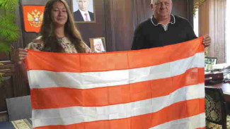 Флаг Керчи на Северный полюс отвезет 15-летняя жительница города